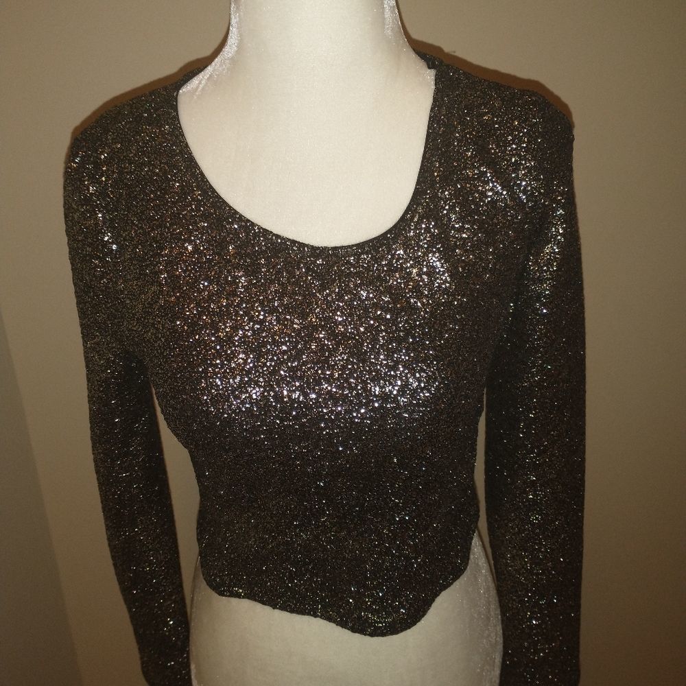 FOREVER 21 -- Gold & Black Shimmery Long Sleeve Crop Top